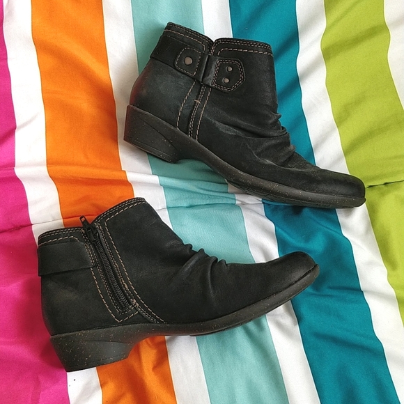 Rockport Cobb Hill Nicole Black Zip Ankle Booties Size 7 Wide - Picture 2 of 5